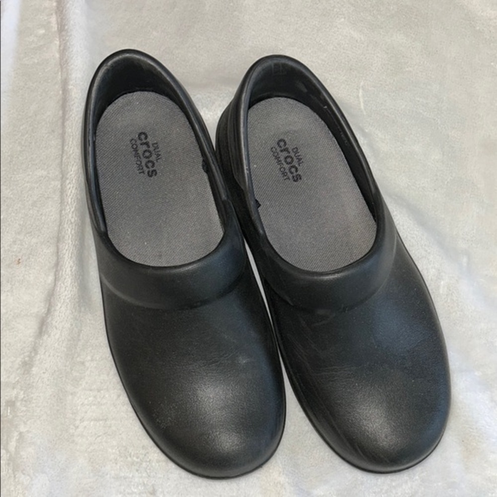 CROCS Black Dual‎ Comfort Non-Slip Clog Women Size W7